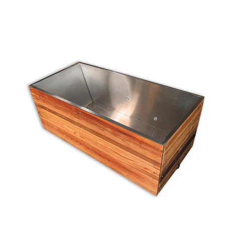 Red cedar cold tub with 304 stainless steel liner 007 — detail 3